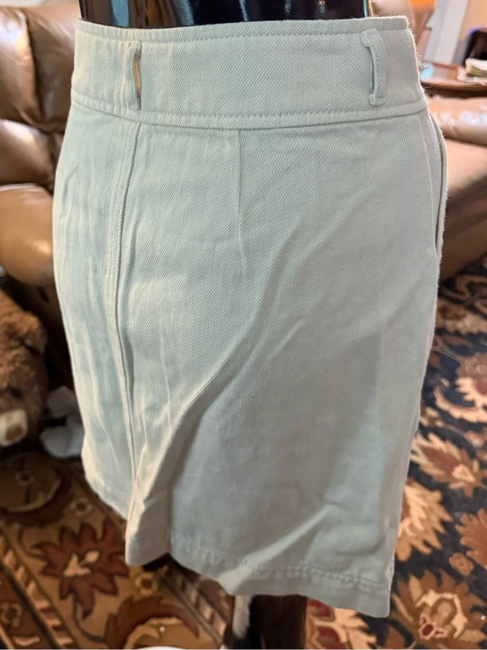 GAP cream button